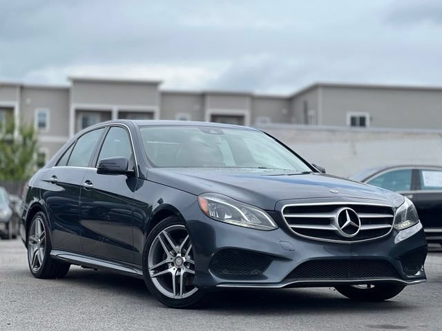 Used 2014 Mercedes-Benz E 350 Sedan image 3