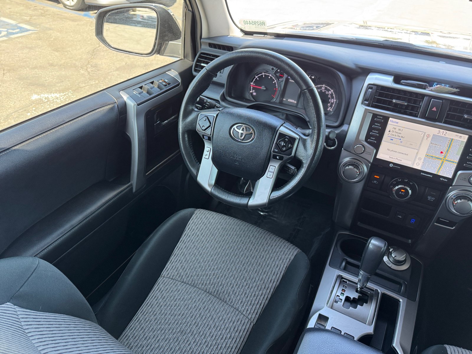Used 2024 Toyota 4Runner SR5 AWD/4WD image 20