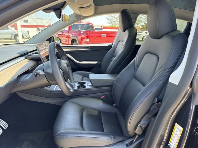 Used 2025 Tesla Model Y Performance image 22