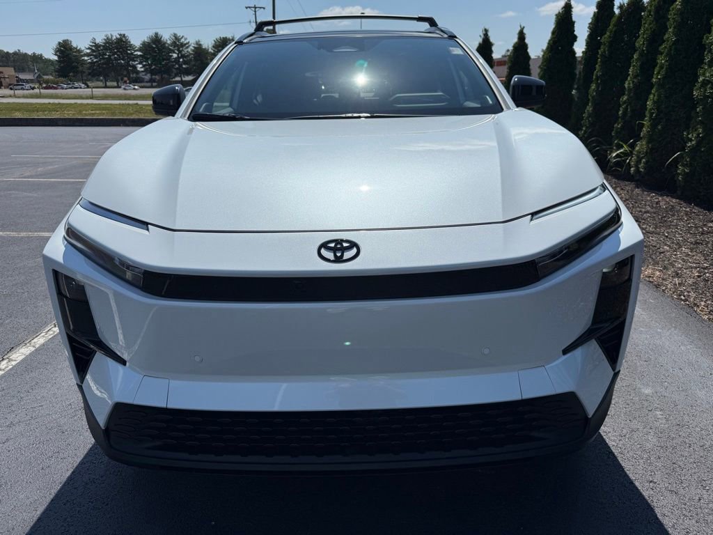 New 2026 Toyota C-HR AWD/4WD image 7