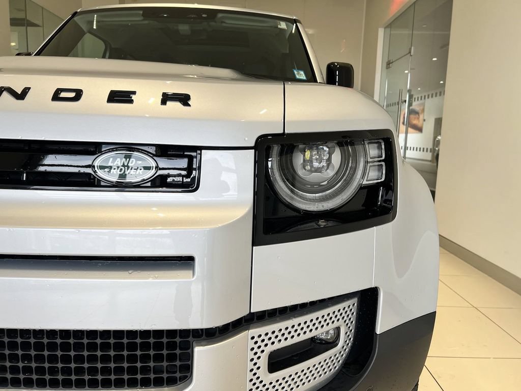 New 2024 Land Rover Defender 110 S AWD/4WD image 8