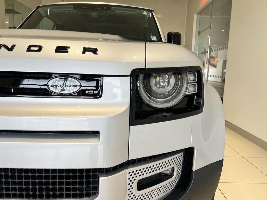 New 2024 Land Rover Defender 110 S AWD/4WD image 8