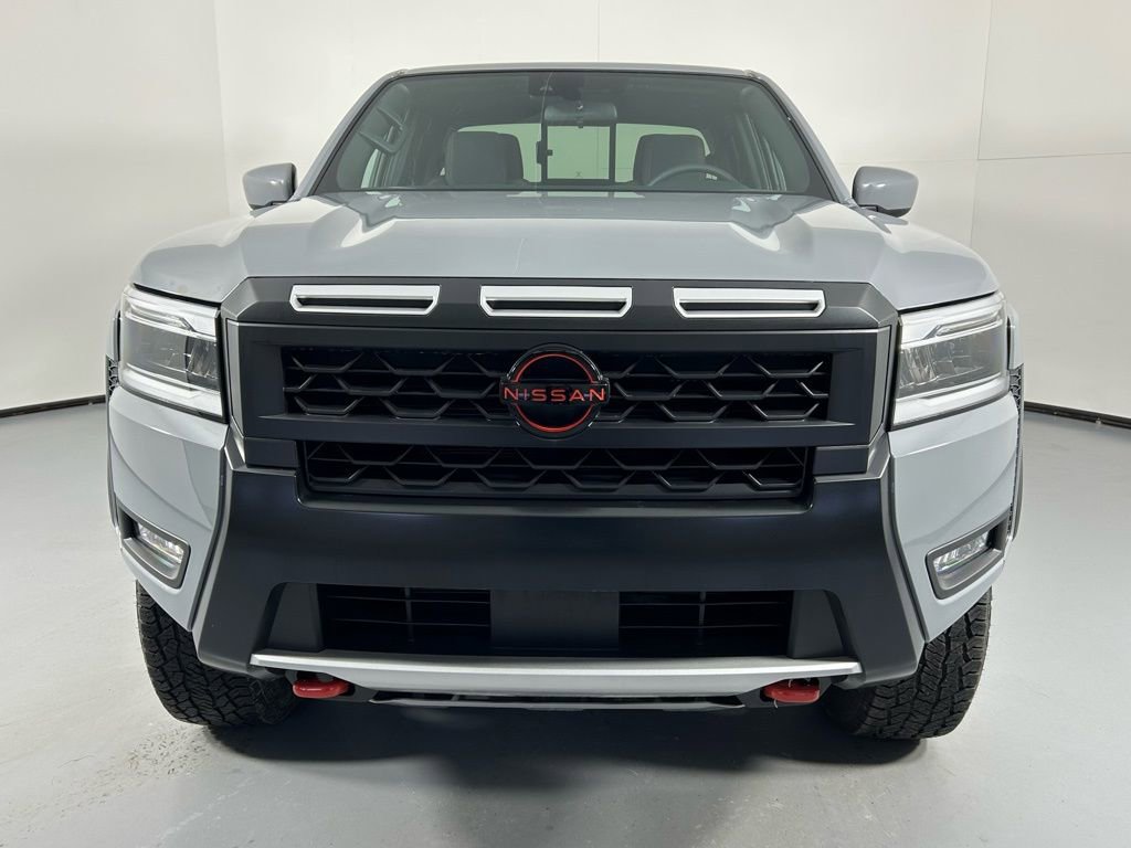 Used 2025 Nissan Frontier PRO-4X image 2