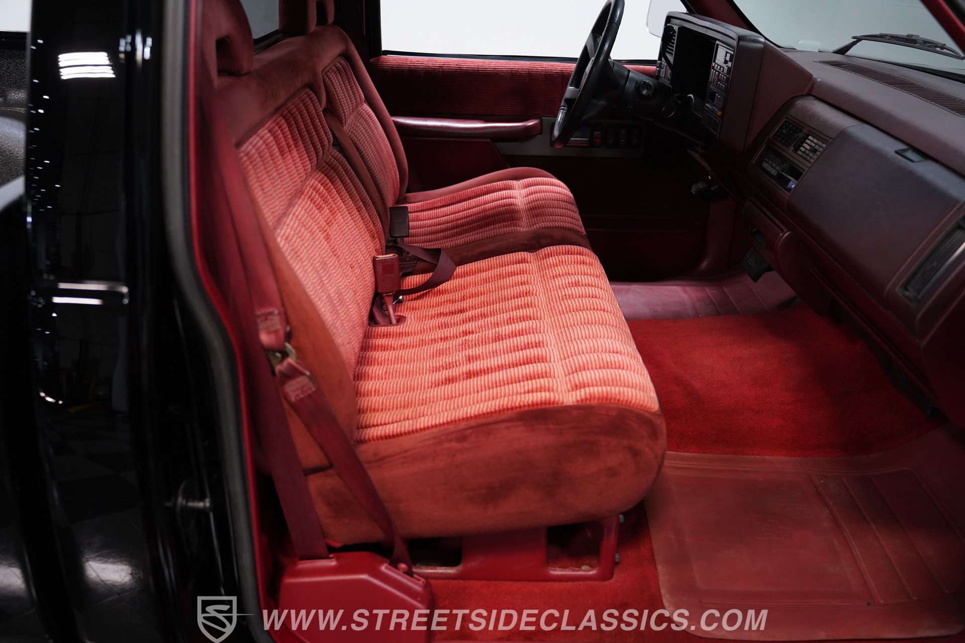 Used 1994 Chevrolet Silverado 1500 2WD Regular Cab image 36