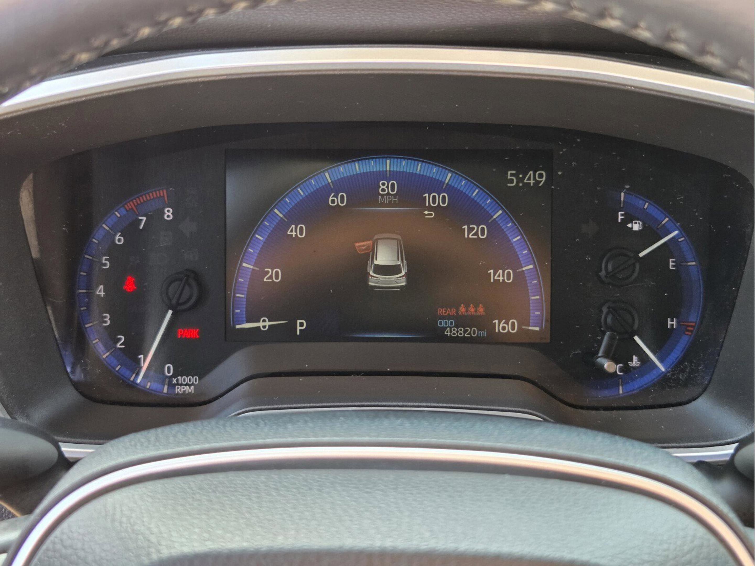 Used 2022 Toyota Corolla Cross XLE w/ Convenience Package AWD/4WD image 9