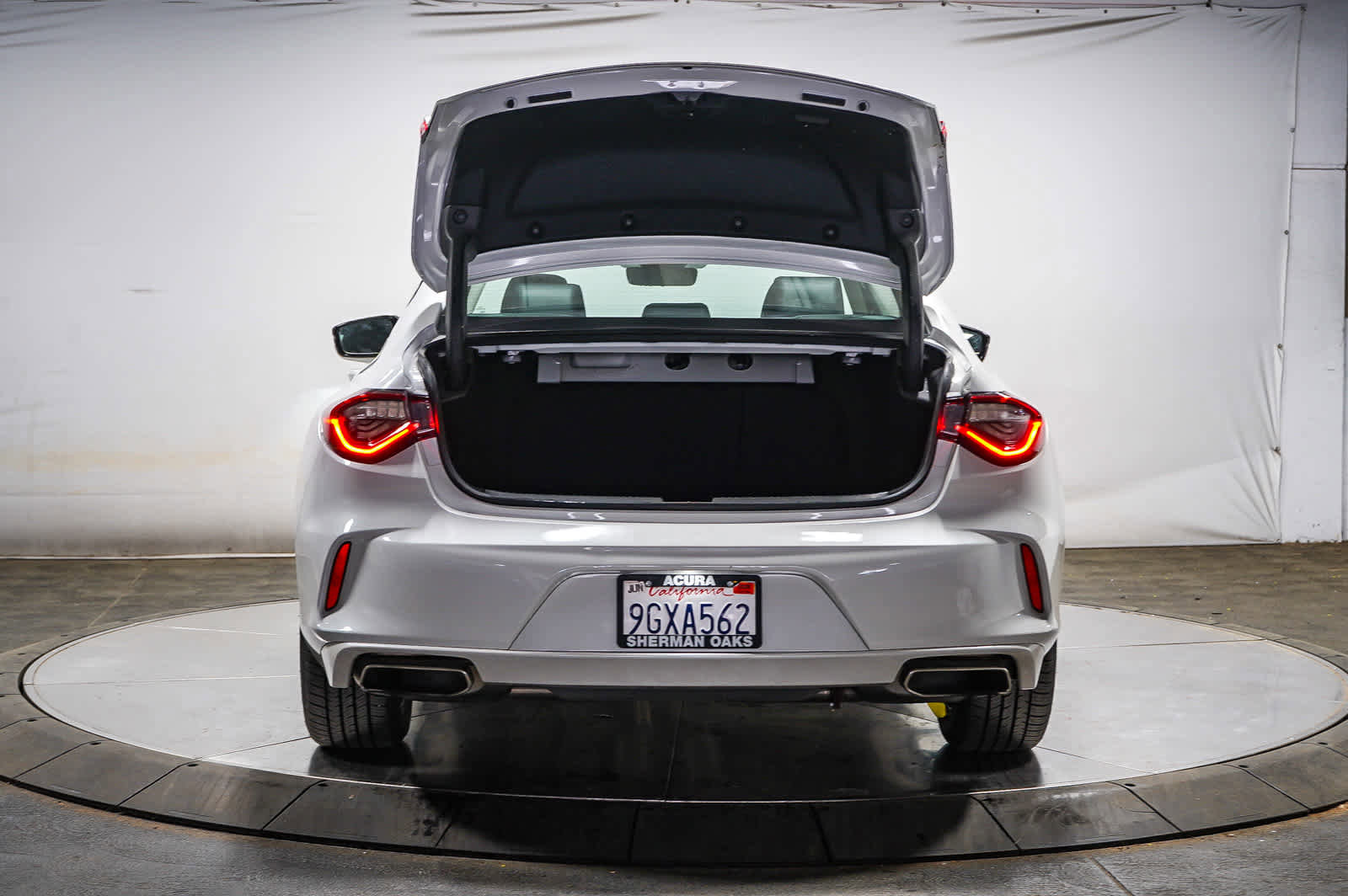 Used 2023 Acura TLX image 27
