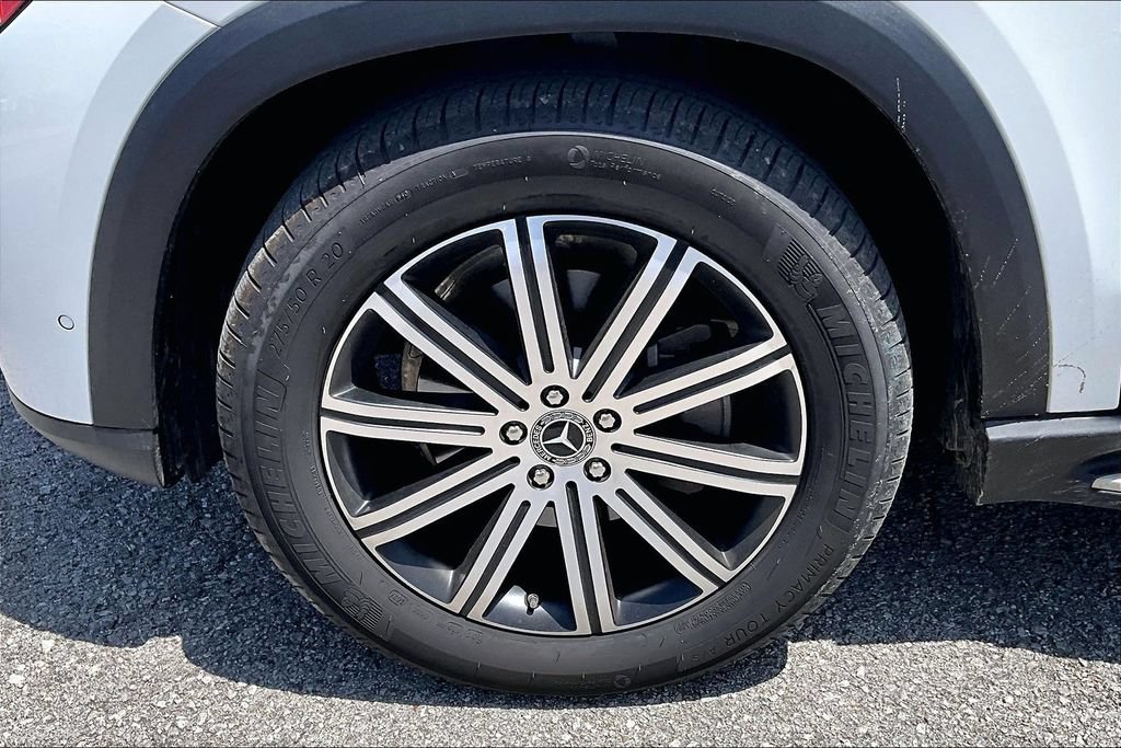 Used 2025 Mercedes-Benz GLE 350 4MATIC image 11