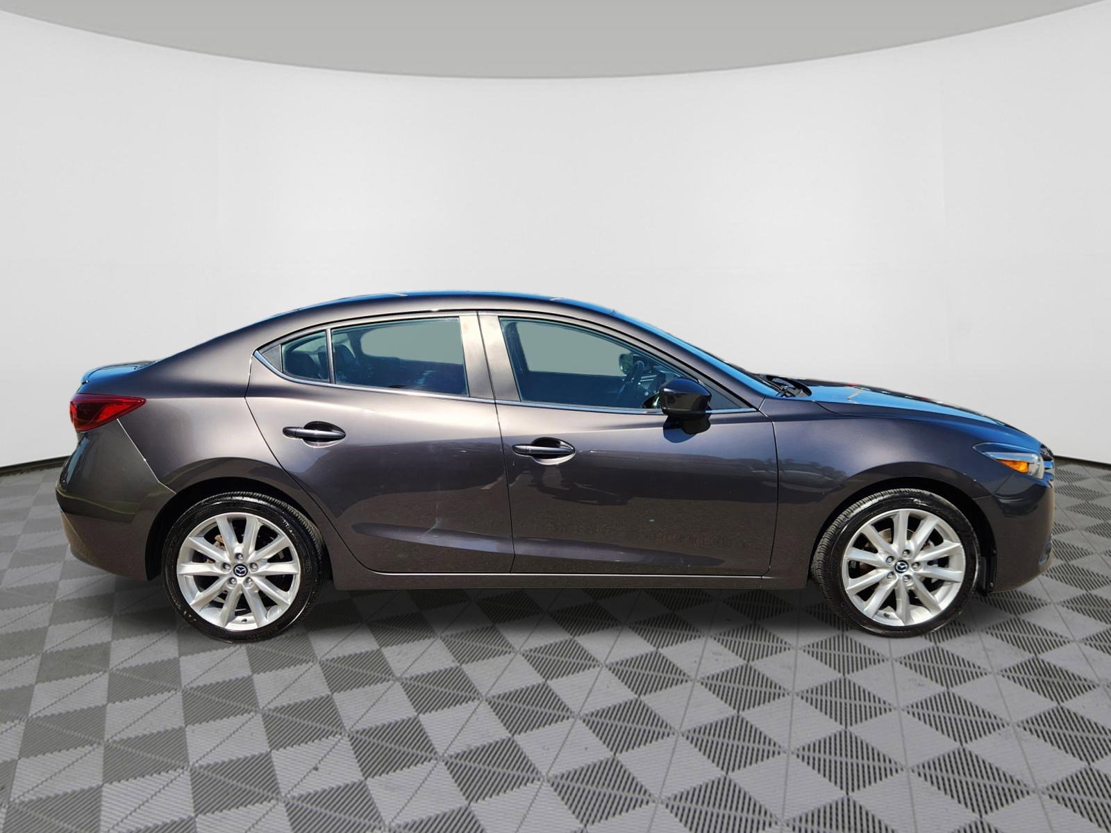 Used 2017 MAZDA MAZDA3 Grand Touring w/ Premium Equipment Package FWD image 6