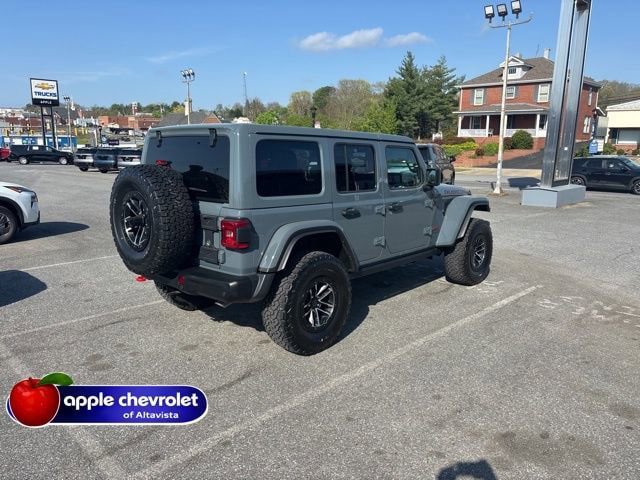 Used 2025 Jeep Wrangler Unlimited Rubicon image 5
