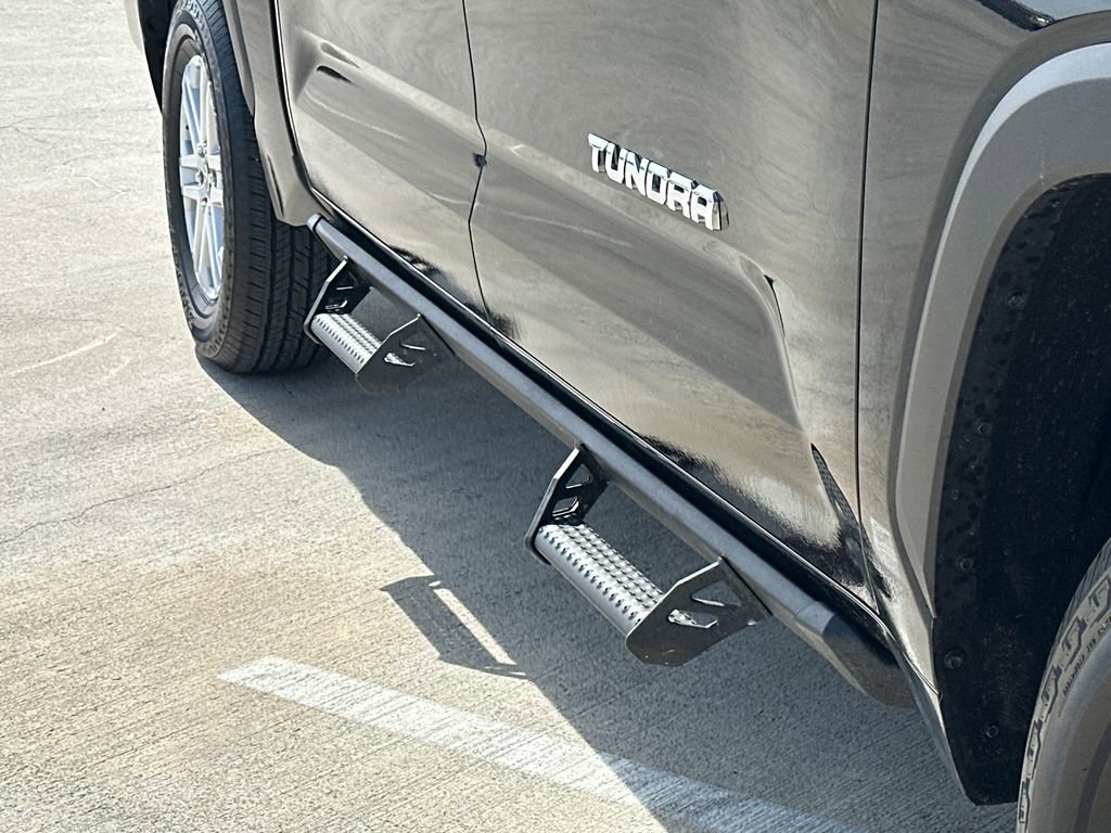 Used 2025 Toyota Tundra SR5 AWD/4WD image 9