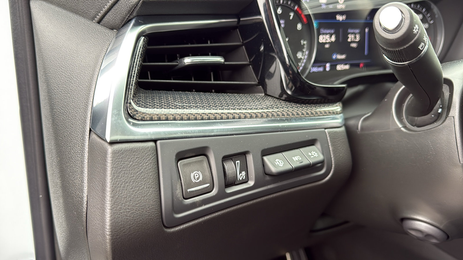 New 2025 Cadillac XT5 Sportv w/ Technology Package image 13