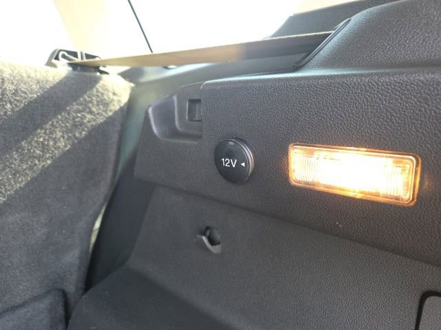 Certified 2017 Ford Escape SE image 10