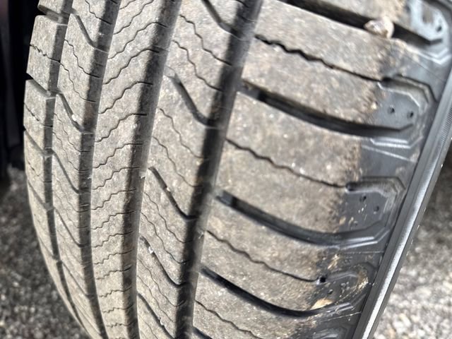 Used 2020 Subaru Ascent Premium w/ Convenience Package image 28