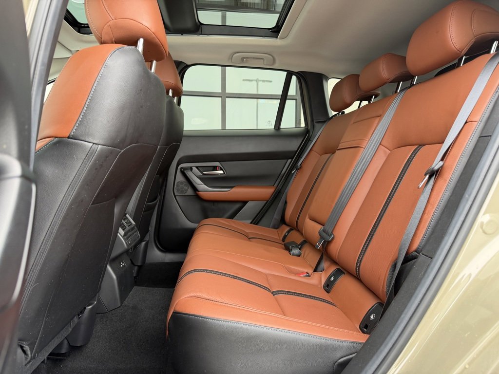 Used 2024 MAZDA CX-50 AWD 2.5 Turbo w/ Premium Pkg image 9