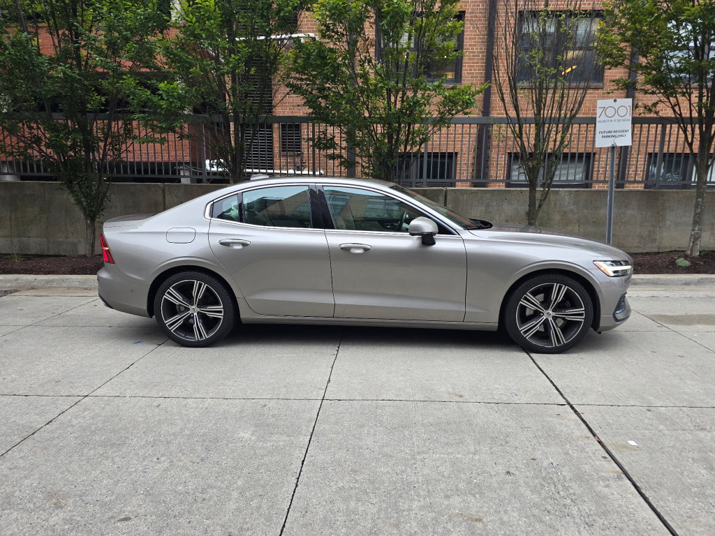 Used 2020 Volvo S60 T5 Inscription w/ Advanced Package FWD image 6