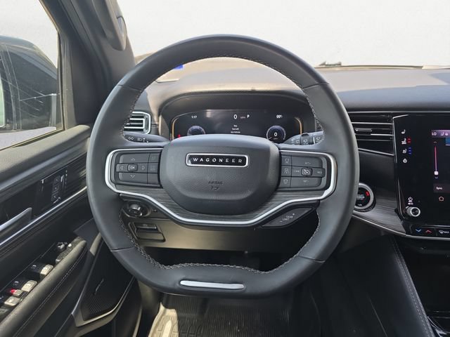 Used 2024 Jeep Wagoneer Series II AWD/4WD image 12