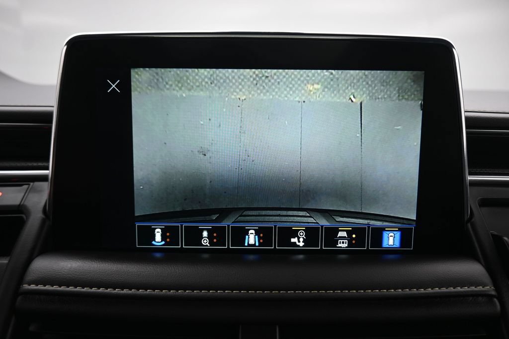 Used 2022 GMC Yukon XL SLT w/ SLT Premium Package AWD/4WD image 25