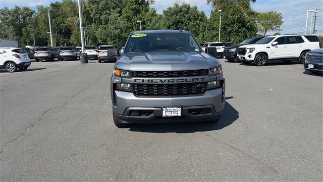 Certified 2022 Chevrolet Silverado 1500 Custom w/ LPO, Dark Essentials Package image 3