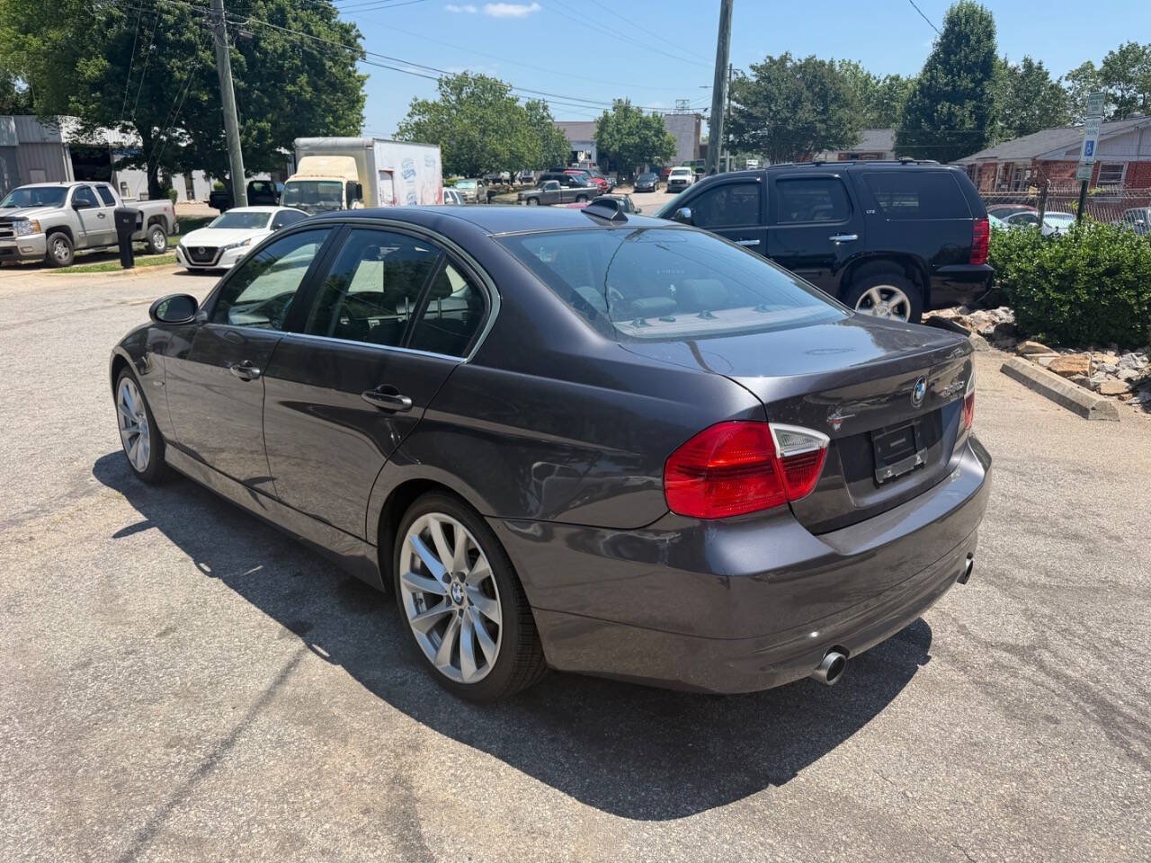 Used 2007 BMW 335xi Sedan AWD/4WD image 7