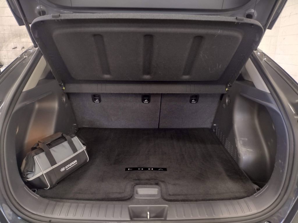 Certified 2024 Hyundai Kona SEL FWD image 17