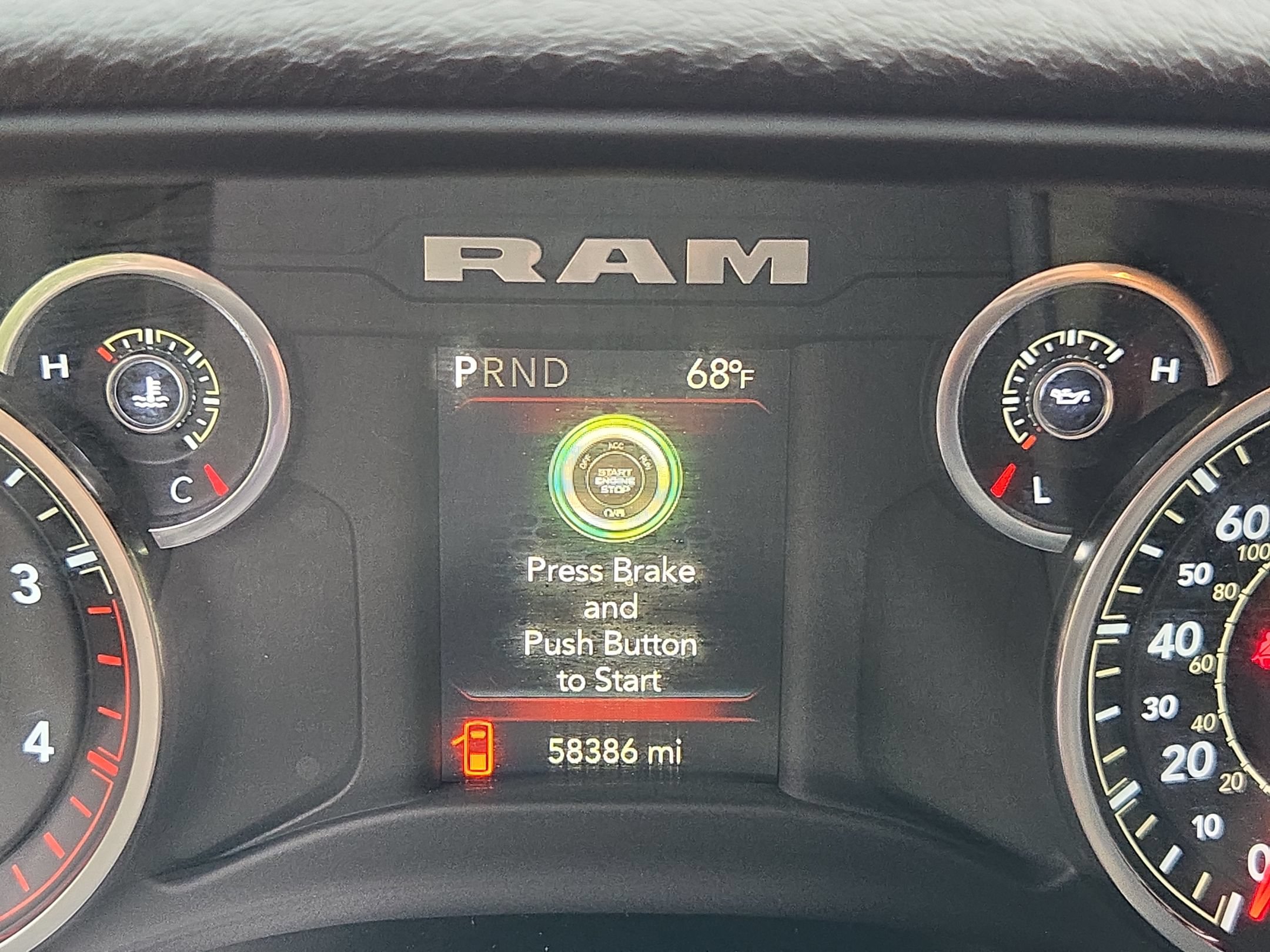Used 2024 RAM 2500 Big Horn AWD/4WD image 27