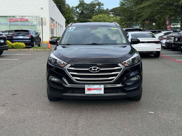 Used 2017 Hyundai Tucson SE w/ SE Popular Package 02 AWD/4WD image 2