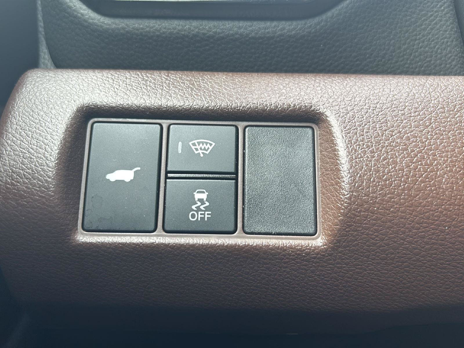 Used 2025 Honda Pilot Elite image 12