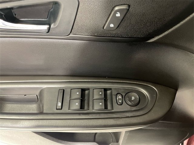 Used 2016 Chevrolet Traverse LT w/ Style and Technology Package image 13