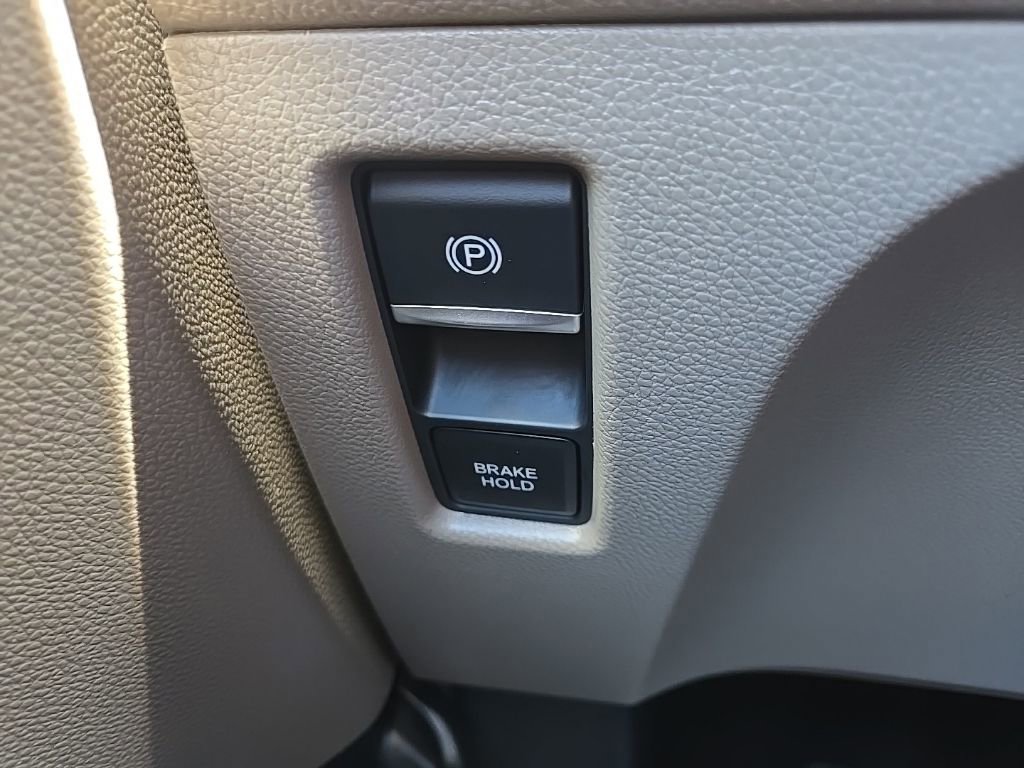 Used 2024 Honda Odyssey Elite image 50