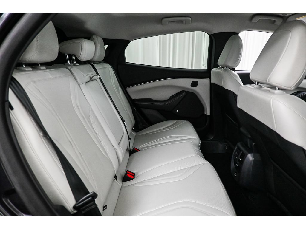 Used 2022 Ford Mustang Mach-E Premium AWD/4WD image 19