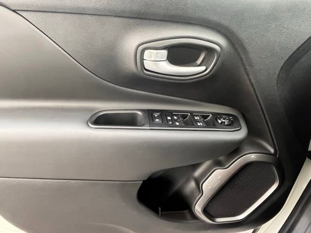 Used 2023 Jeep Renegade Limited w/ Limited Elite Group AWD/4WD image 20