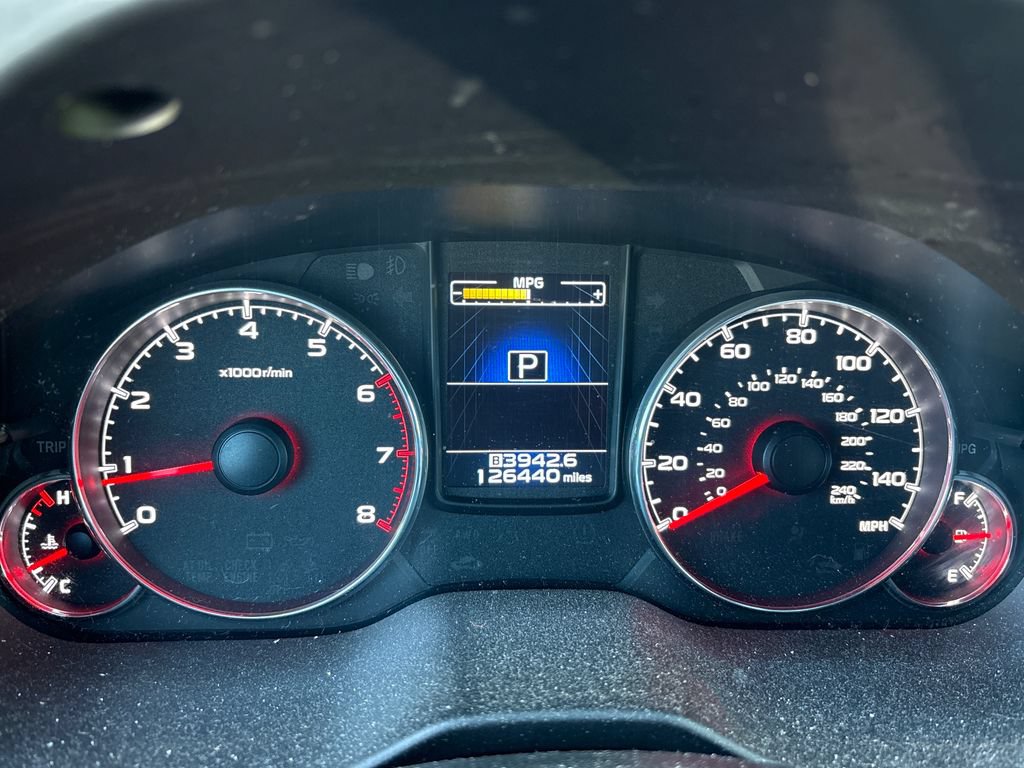 Used 2014 Subaru Outback 2.5i Limited w/ Moonroof Package AWD/4WD image 10