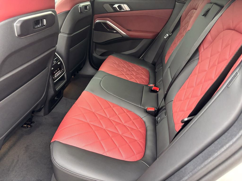 New 2026 BMW X6 xDrive40i image 34
