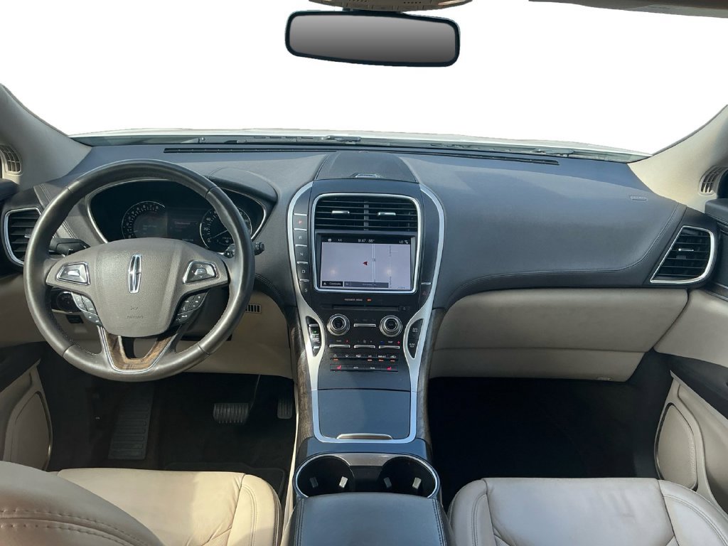 Used 2016 Lincoln MKX Select w/ Select Plus Package FWD image 17