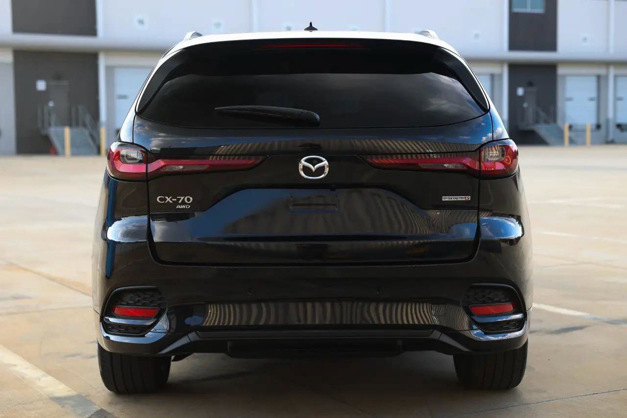 Used 2025 MAZDA CX-70 3.3 Turbo S w/ Premium Package image 11