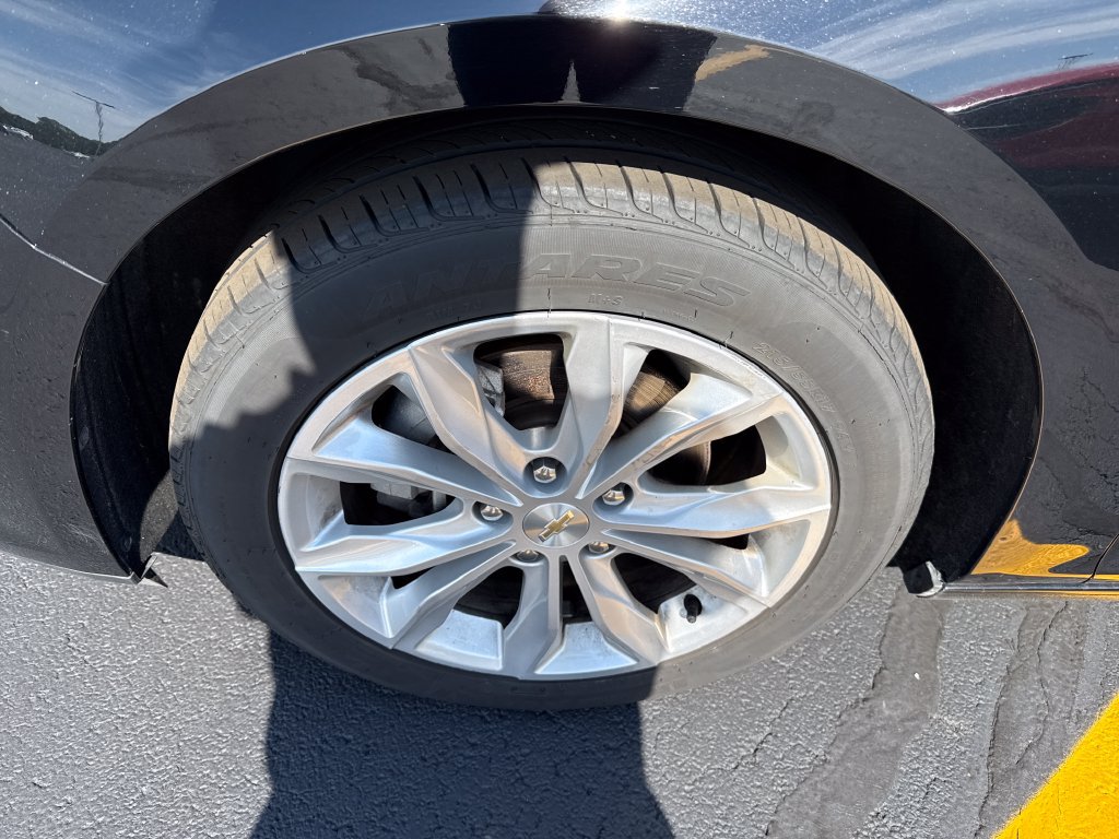 Used 2024 Chevrolet Malibu LT FWD image 20