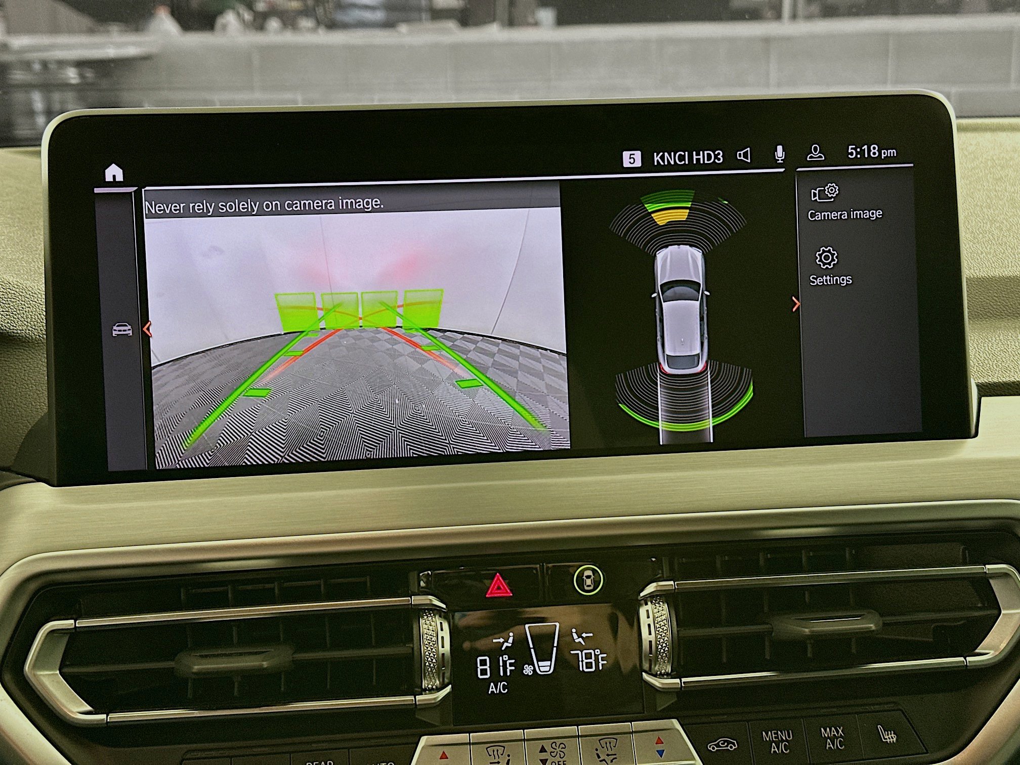 Used 2025 BMW X4 xDrive30i w/ Premium Package image 23