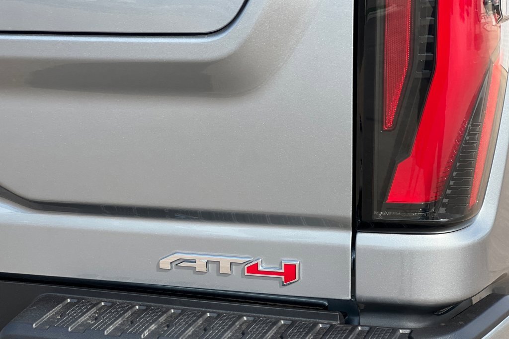 New 2026 GMC Sierra 2500 AT4 image 21