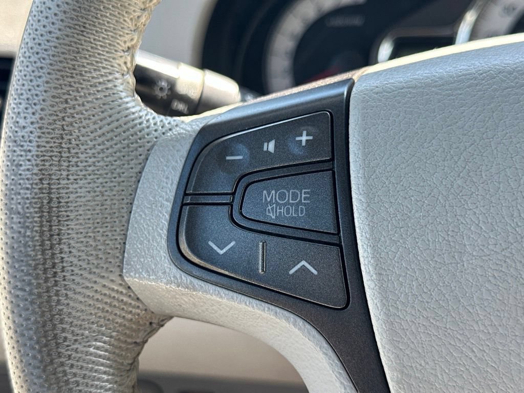 Used 2011 Toyota Sienna SE w/ Preferred Pkg FWD image 20