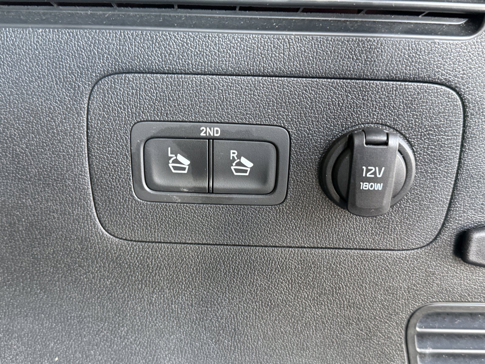 Used 2022 Kia Sorento S AWD/4WD image 32