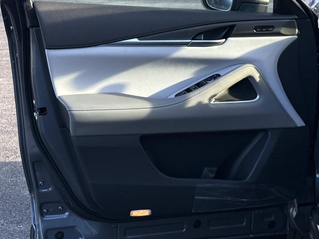 New 2026 INFINITI QX60 Luxe w/ Cargo Package image 15