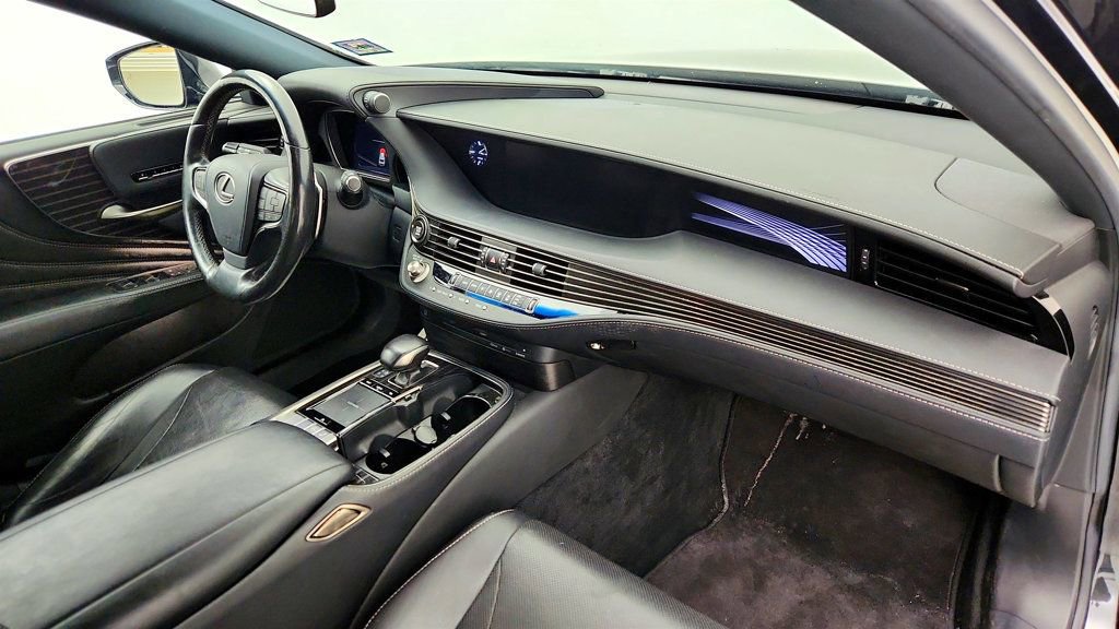 Used 2019 Lexus LS 500 AWD w/ Accessory Package (Z1) image 25