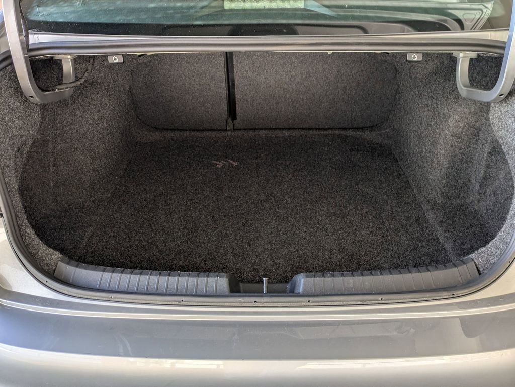 Used 2025 Volkswagen Jetta Sport image 26