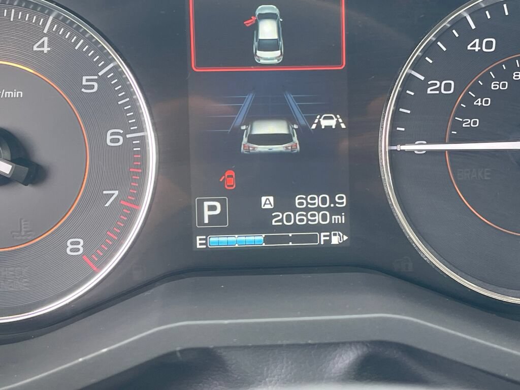 Used 2019 Subaru Crosstrek 2.0i Limited w/ Moonroof Package w/Navigation AWD/4WD image 3