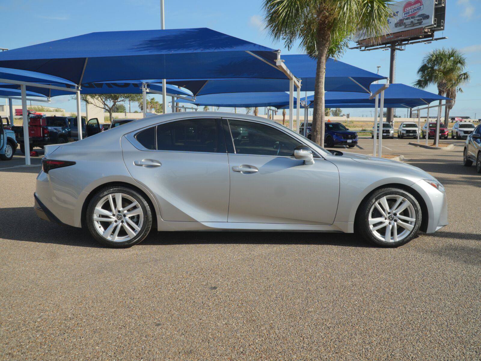 Used 2023 Lexus IS 300 w/ Comfort Package RWD image 10