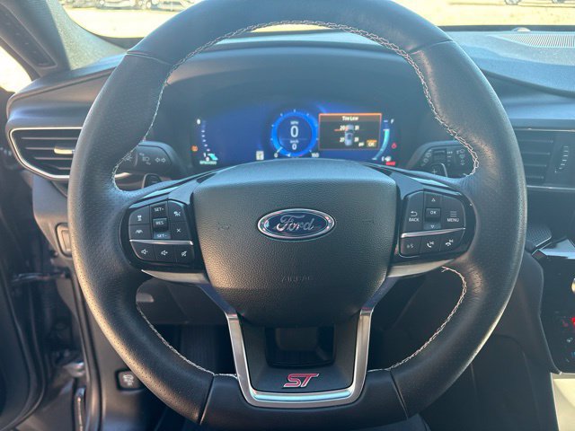 Certified 2024 Ford Explorer ST w/ Technology Package AWD/4WD image 18