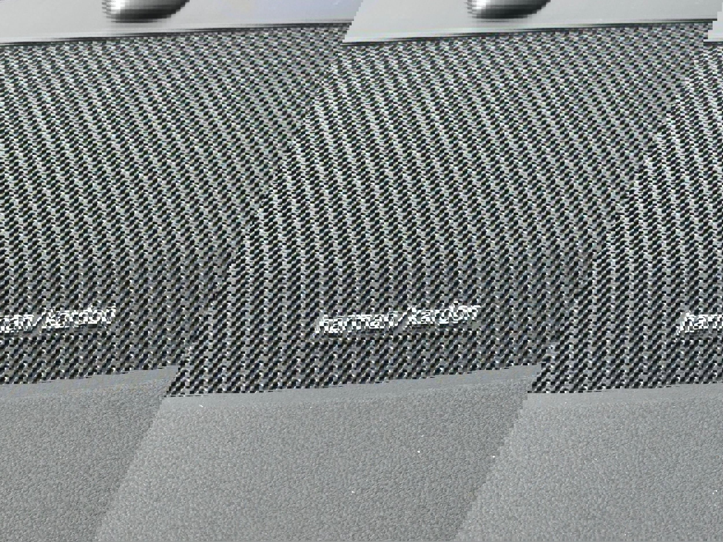 New 2026 Volvo XC90 B6 Plus w/ Protection Package Premier image 16