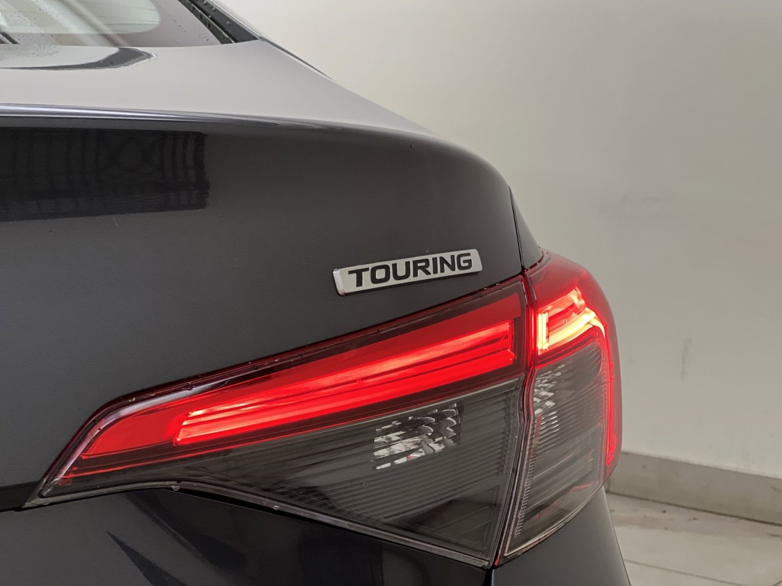 Used 2023 Honda Civic Touring image 29