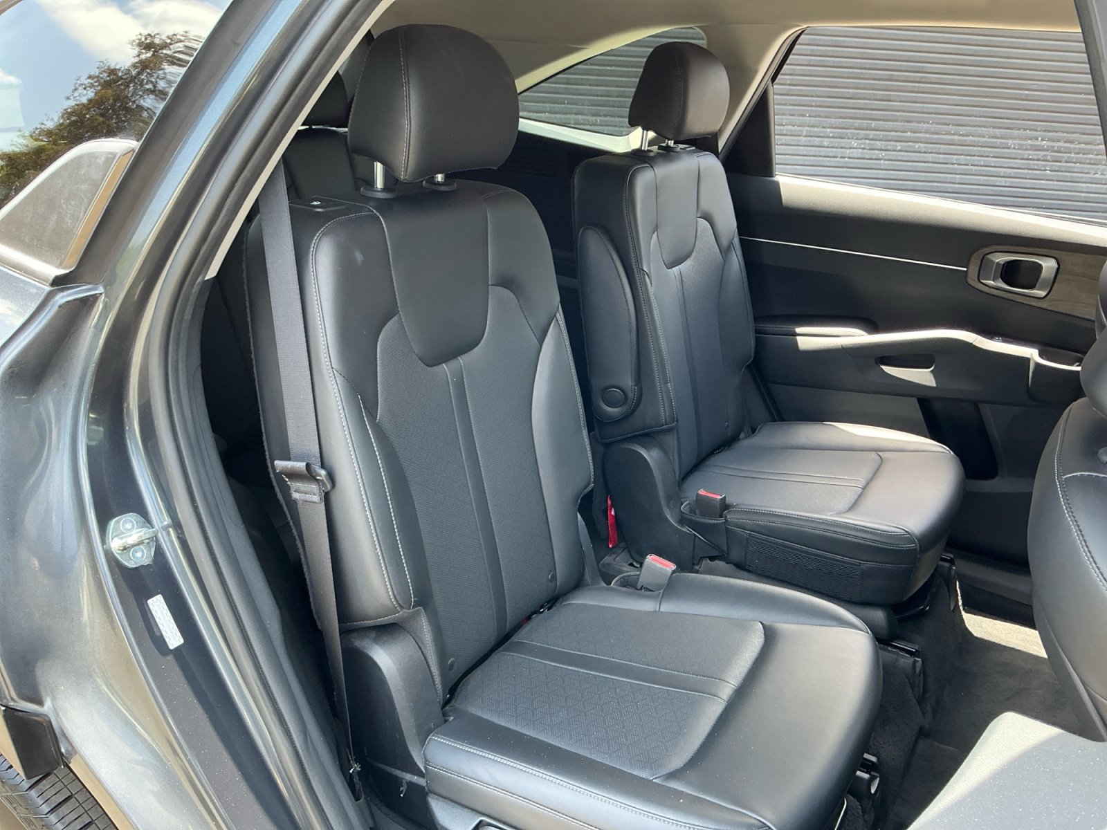 Used 2023 Kia Sorento EX FWD image 20