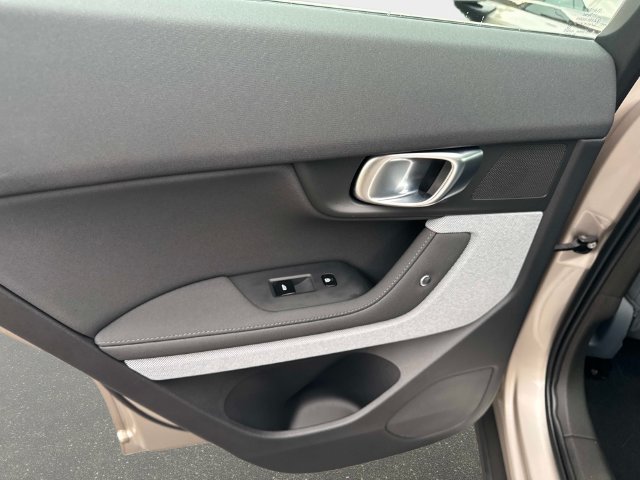 Used 2024 Polestar Polestar 2 AWD/4WD image 10